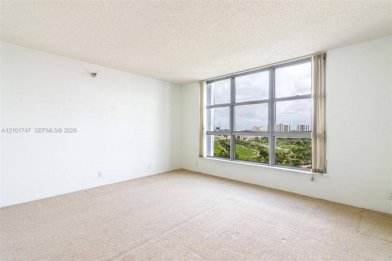 3400 NE 192 St , Unit 1905, Aventura, FL 33180 Photo