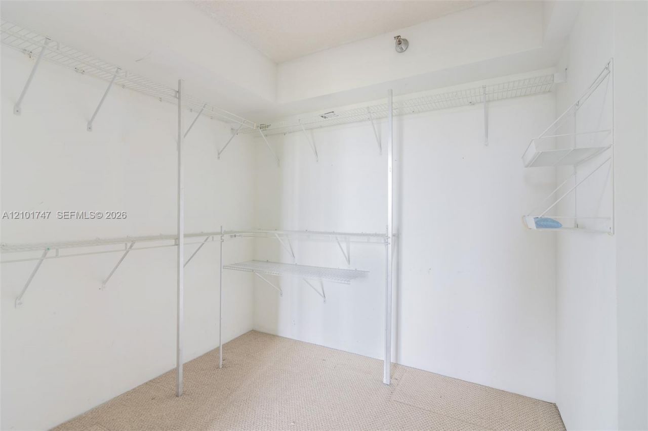 3400 NE 192 St , Unit 1905, Aventura, FL 33180 Photo