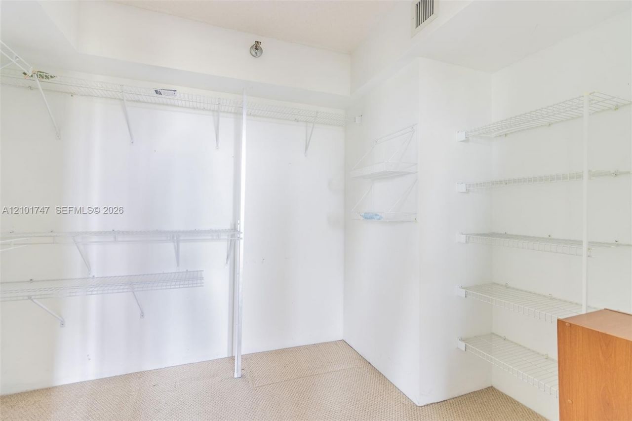 3400 NE 192 St , Unit 1905, Aventura, FL 33180 Photo