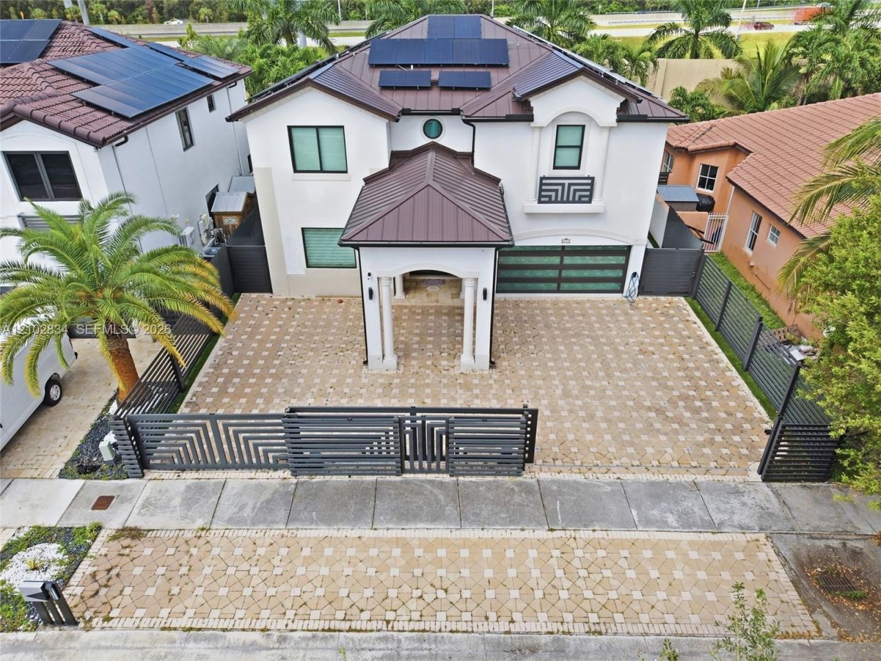 18112 NW 91st Ct, Hialeah, FL 33018 Photo