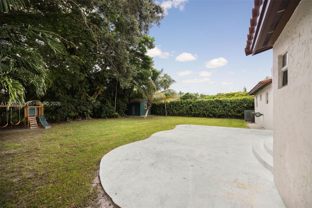 1015 SW 44th Ave , Miami, FL 33134 Photo