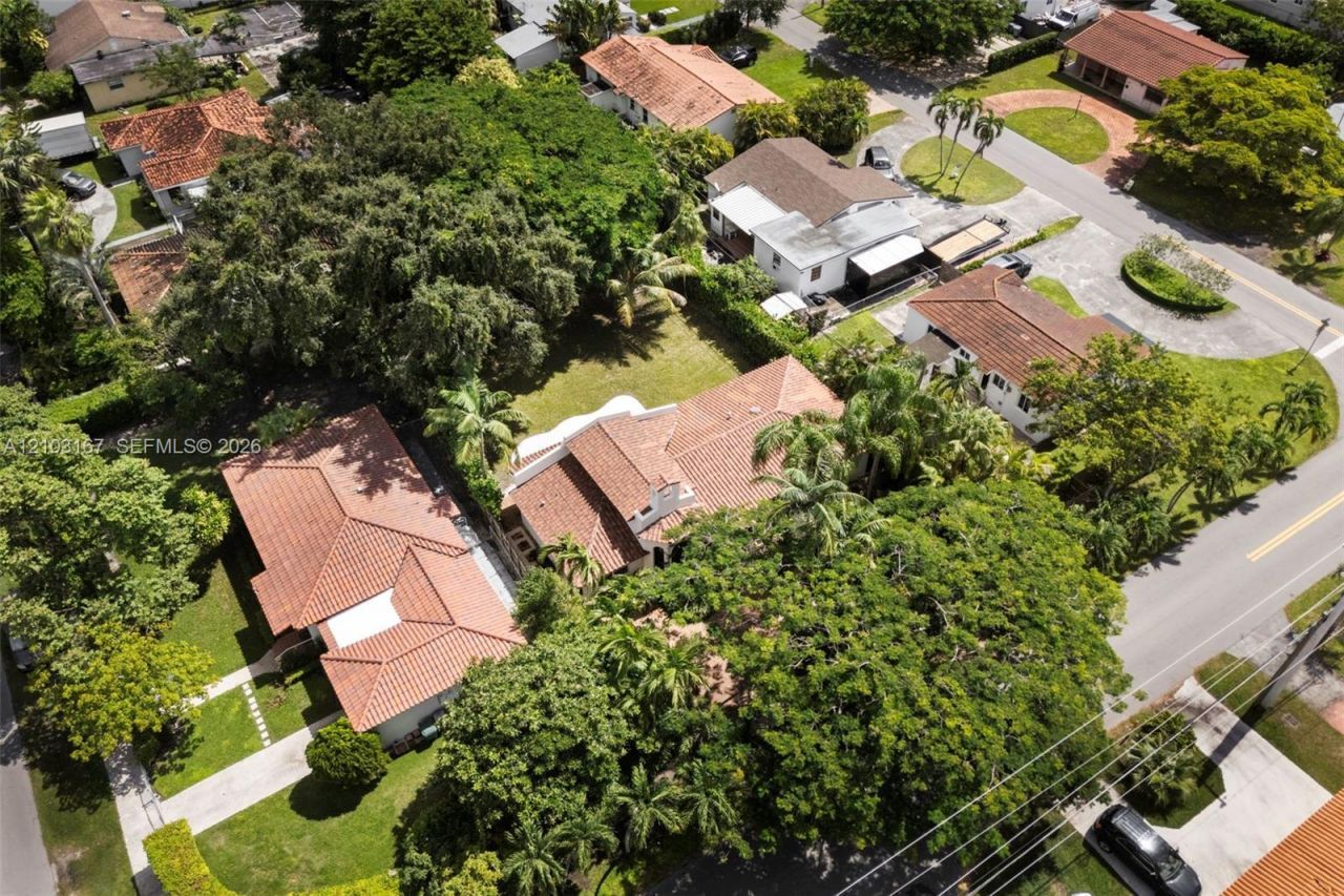 1015 SW 44th Ave , Miami, FL 33134 Photo