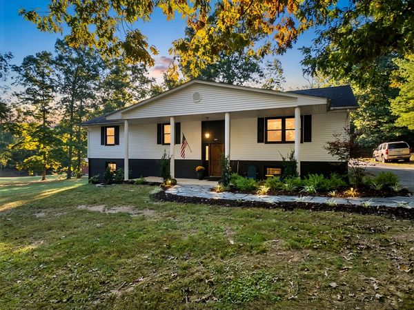 3863 Fox Hollow RD, Elliston, VA 24087