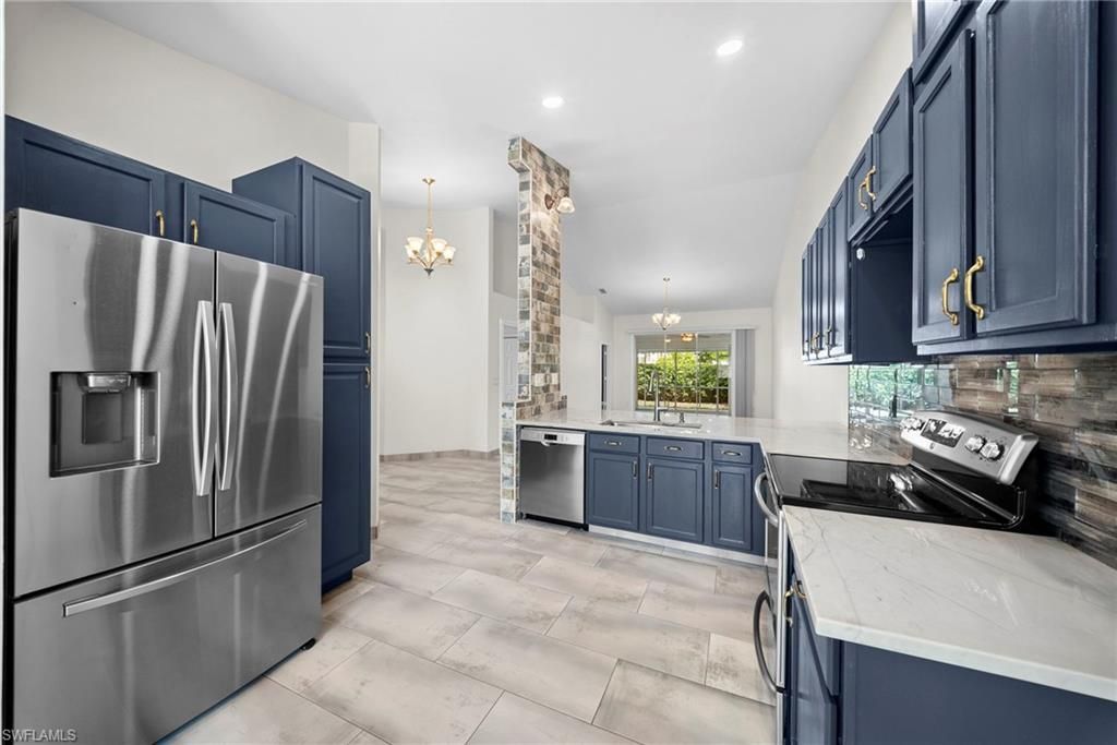 7021 Lone Oak Blvd , Naples, FL 34109 Photo