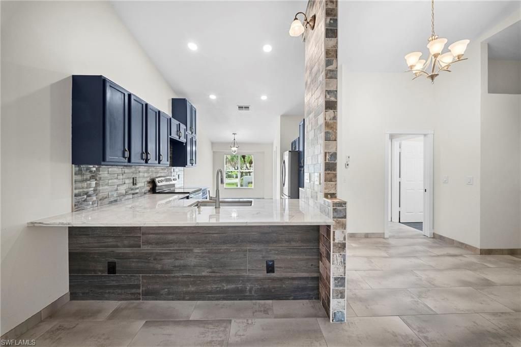 7021 Lone Oak Blvd , Naples, FL 34109 Photo
