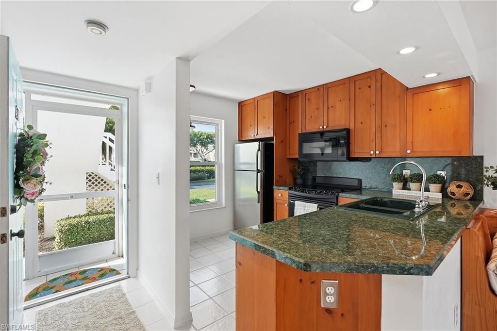 1355 Mainsail Dr, Unit 1503, Naples, FL 34114 Photo