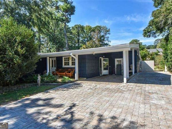 6810 Sunny Brook Lane, Sandy Springs, GA 30328