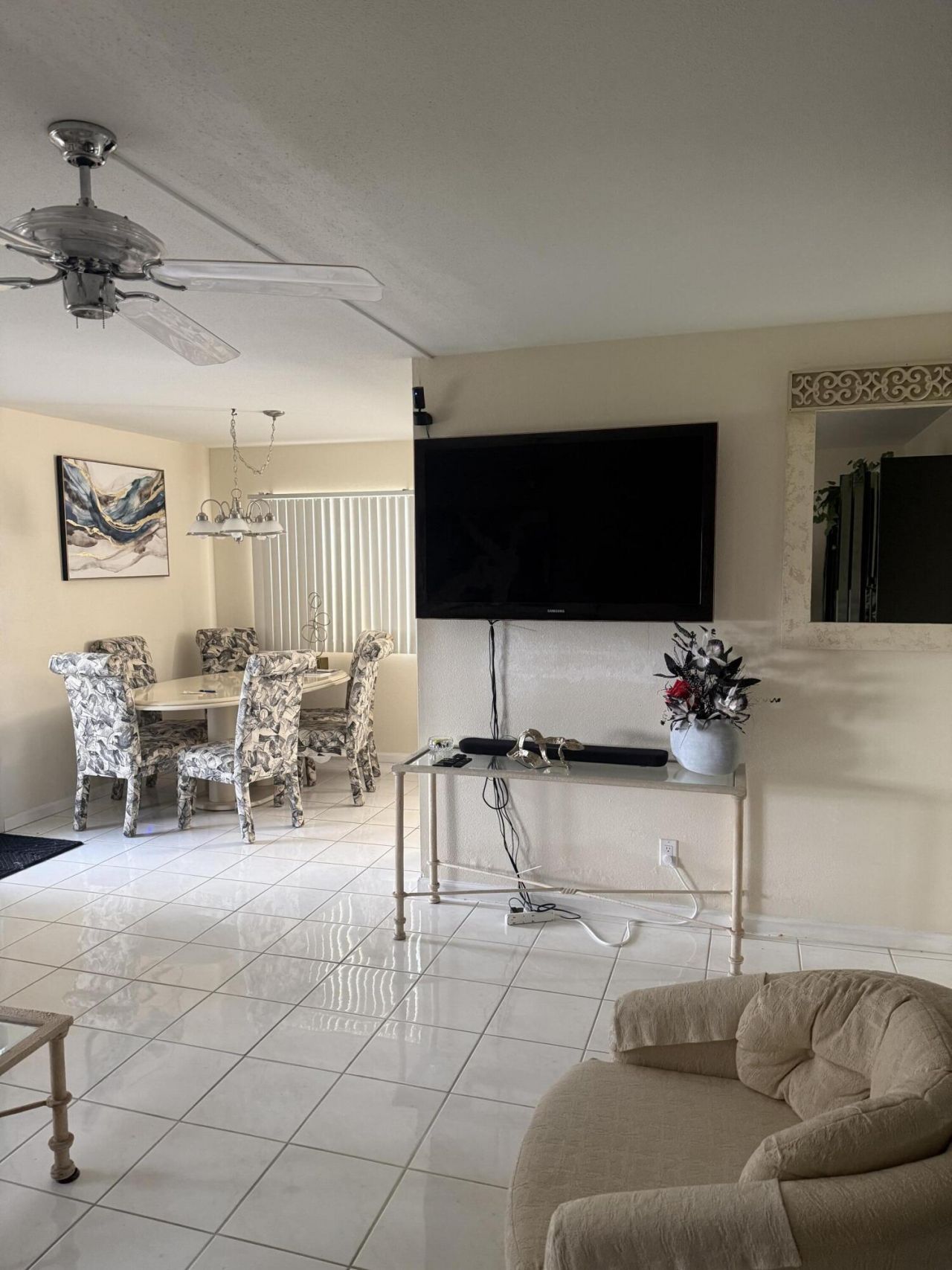 305 Saxony G, Delray Beach, FL 33446 Photo