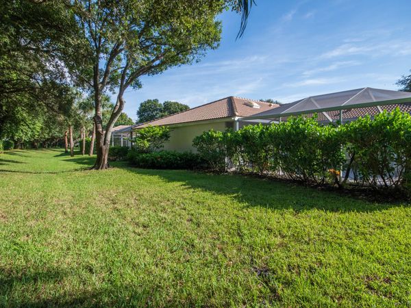 8704 CHAPMAN OAK Court, Palm Beach Gardens, FL 33410