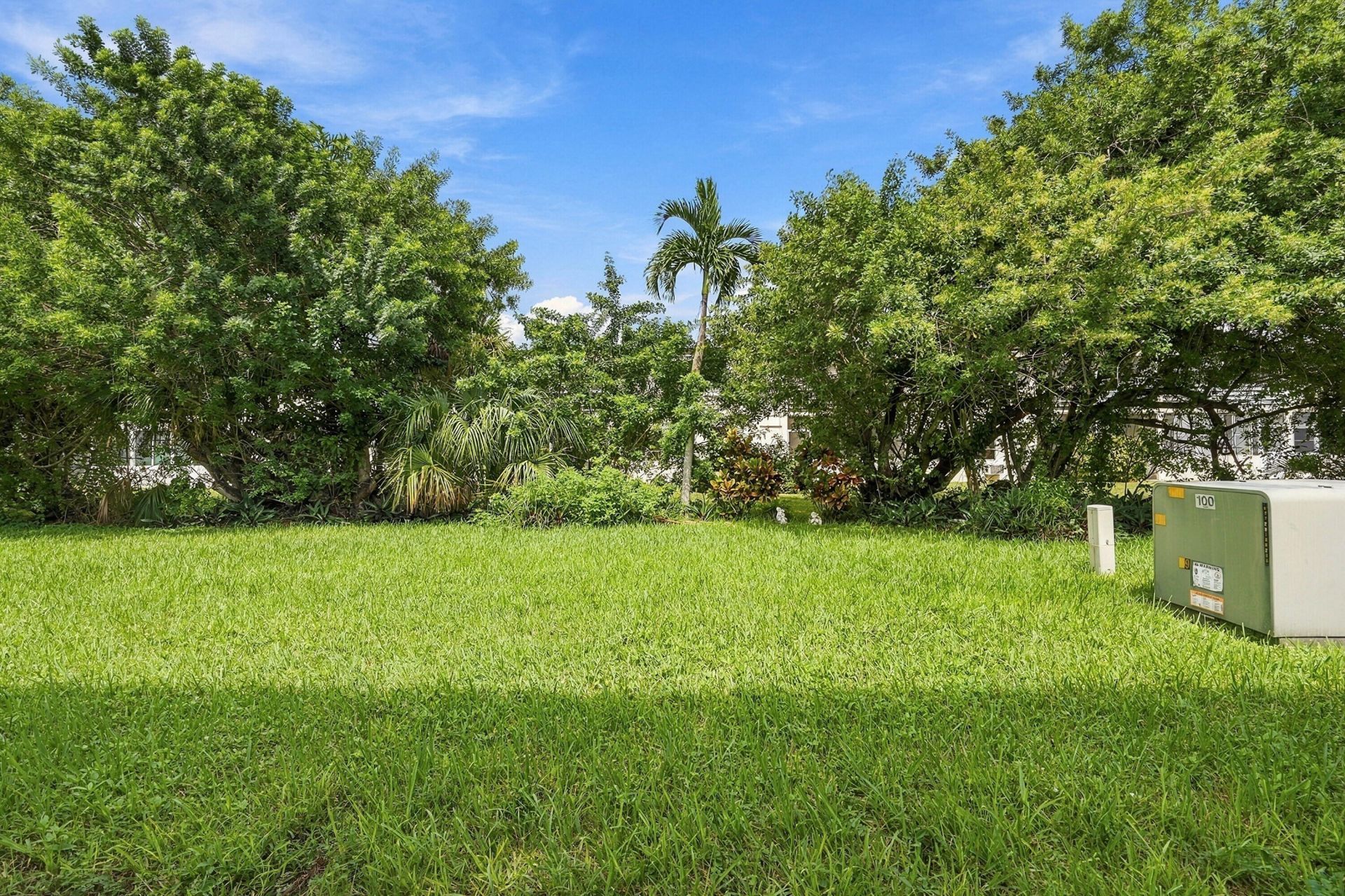 85 Kingswood E, West Palm Beach, FL 33417 Photo