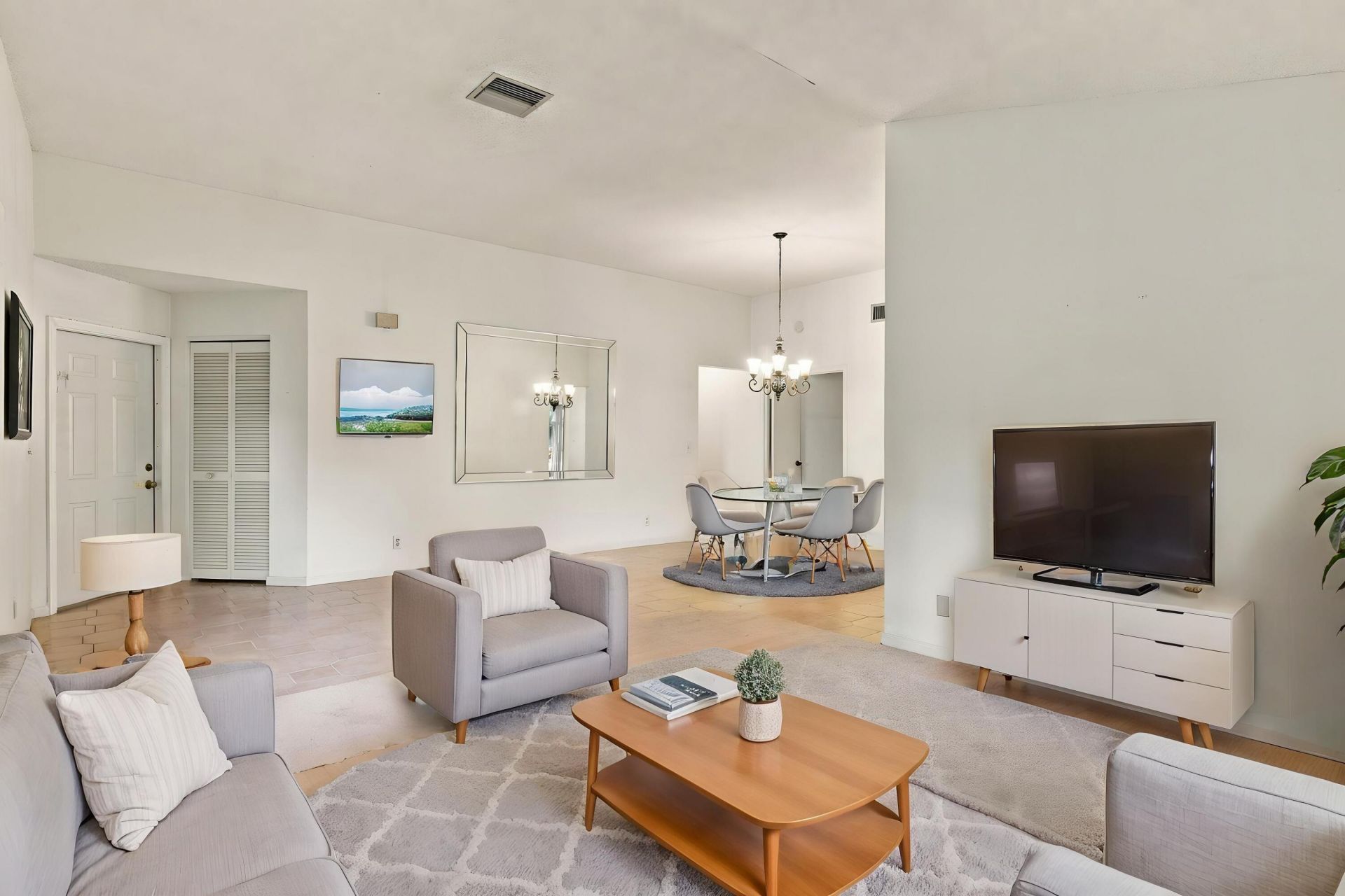 5086 Pine Drive, Boynton Beach, FL 33437 Photo