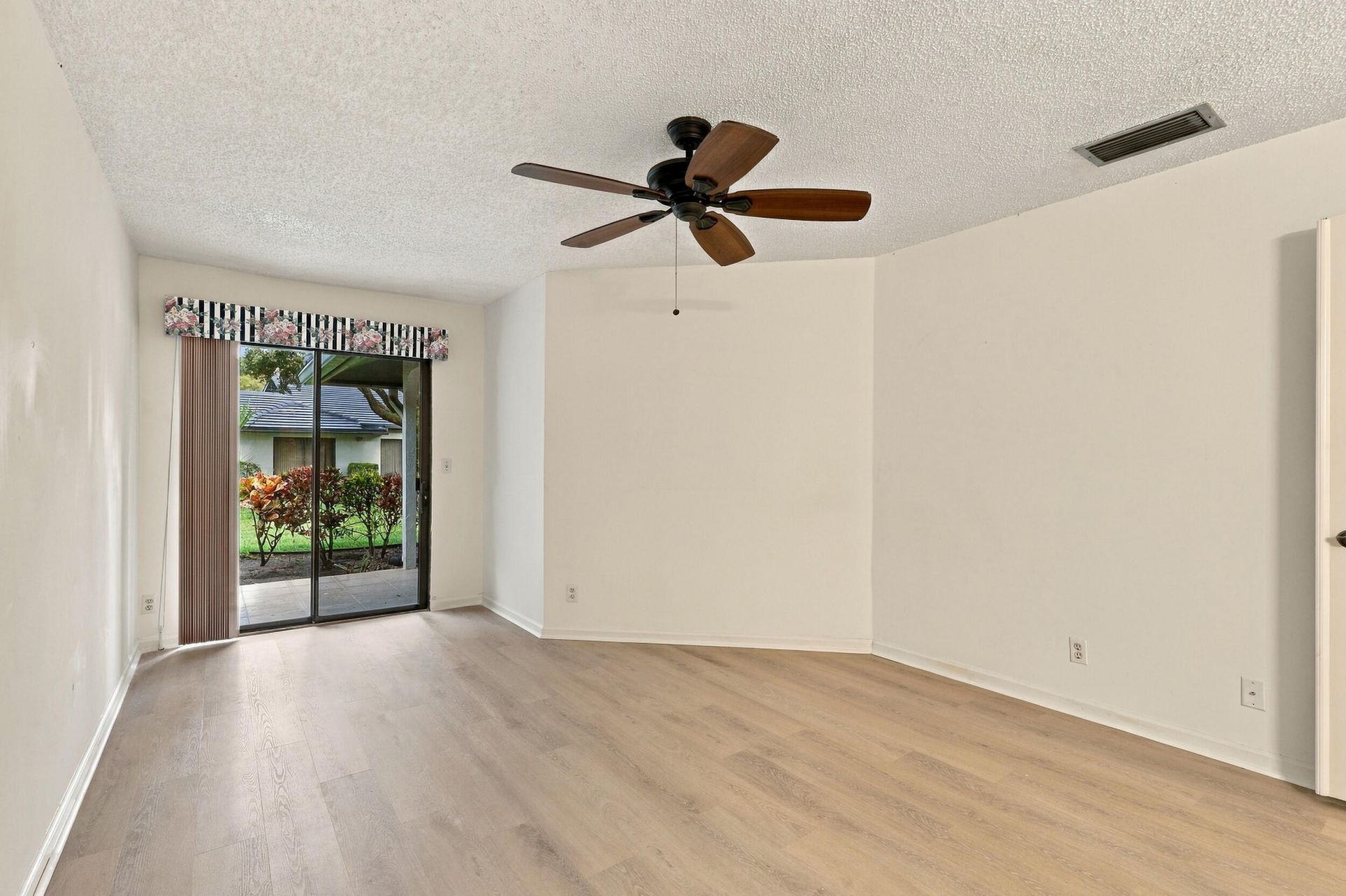 5086 Pine Drive, Boynton Beach, FL 33437 Photo