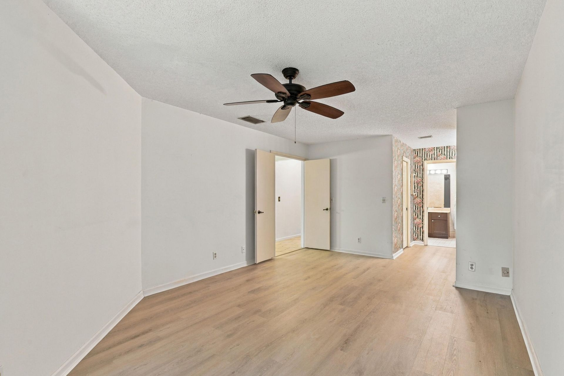 5086 Pine Drive, Boynton Beach, FL 33437 Photo