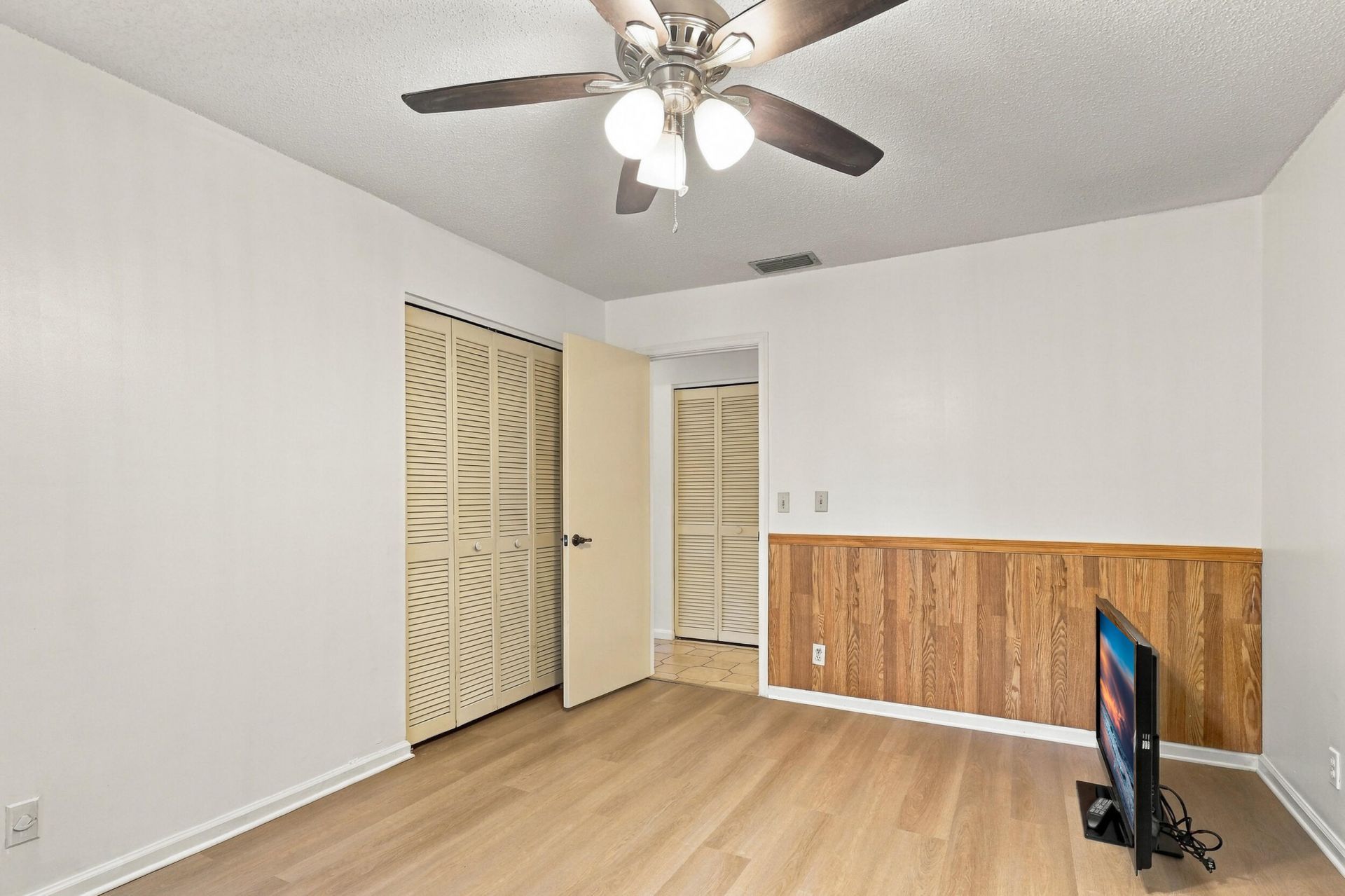 5086 Pine Drive, Boynton Beach, FL 33437 Photo