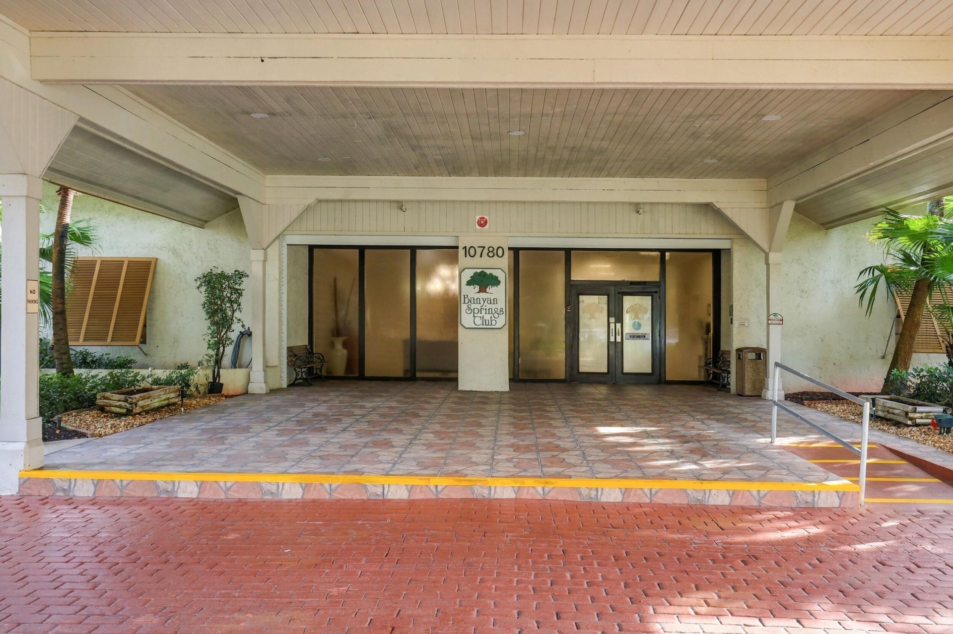 5086 Pine Drive, Boynton Beach, FL 33437 Photo