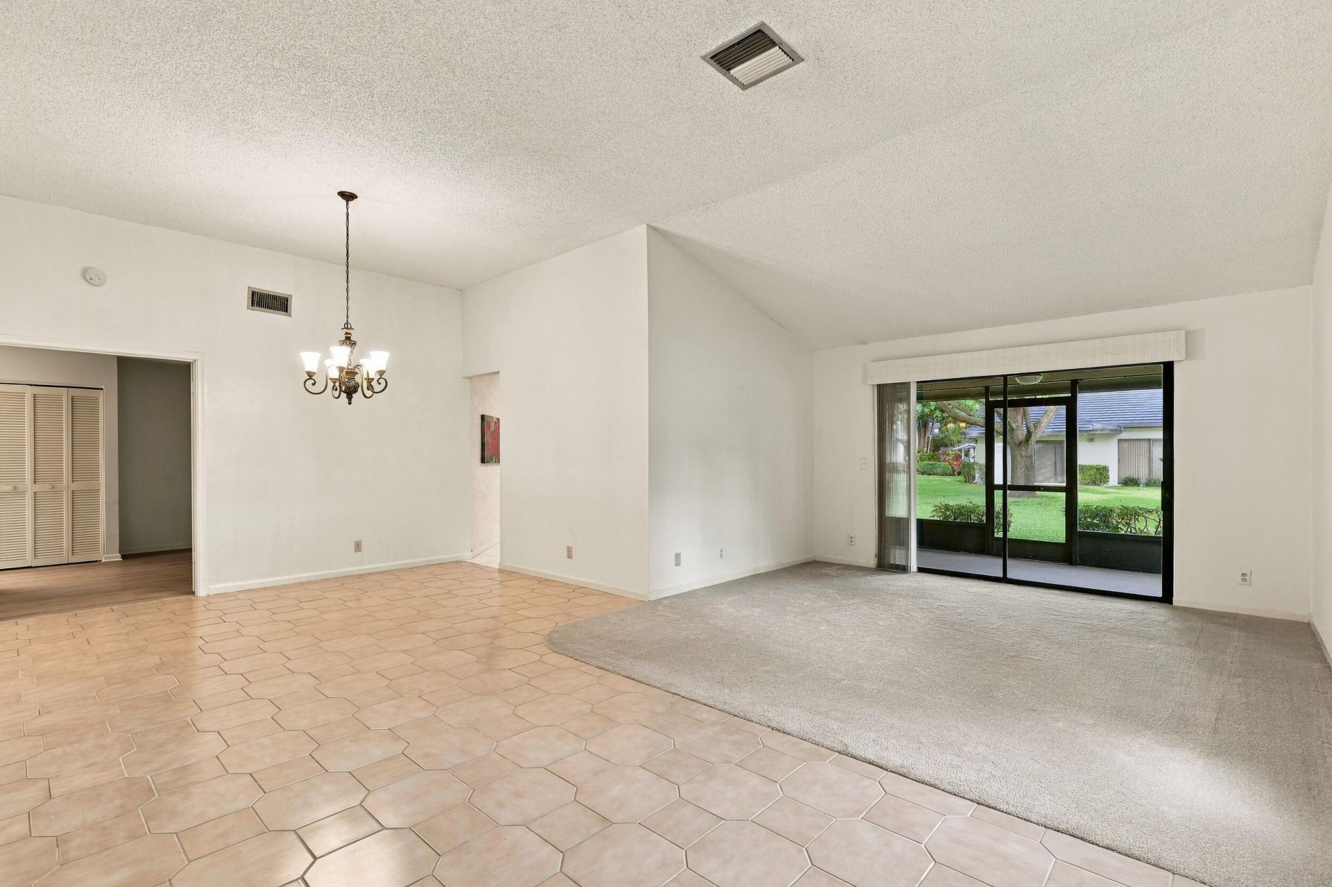 5086 Pine Drive, Boynton Beach, FL 33437 Photo