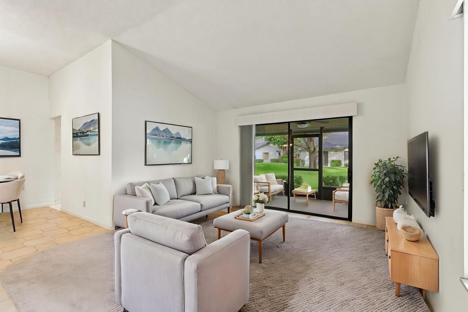 5086 Pine Drive, Boynton Beach, FL 33437 Photo