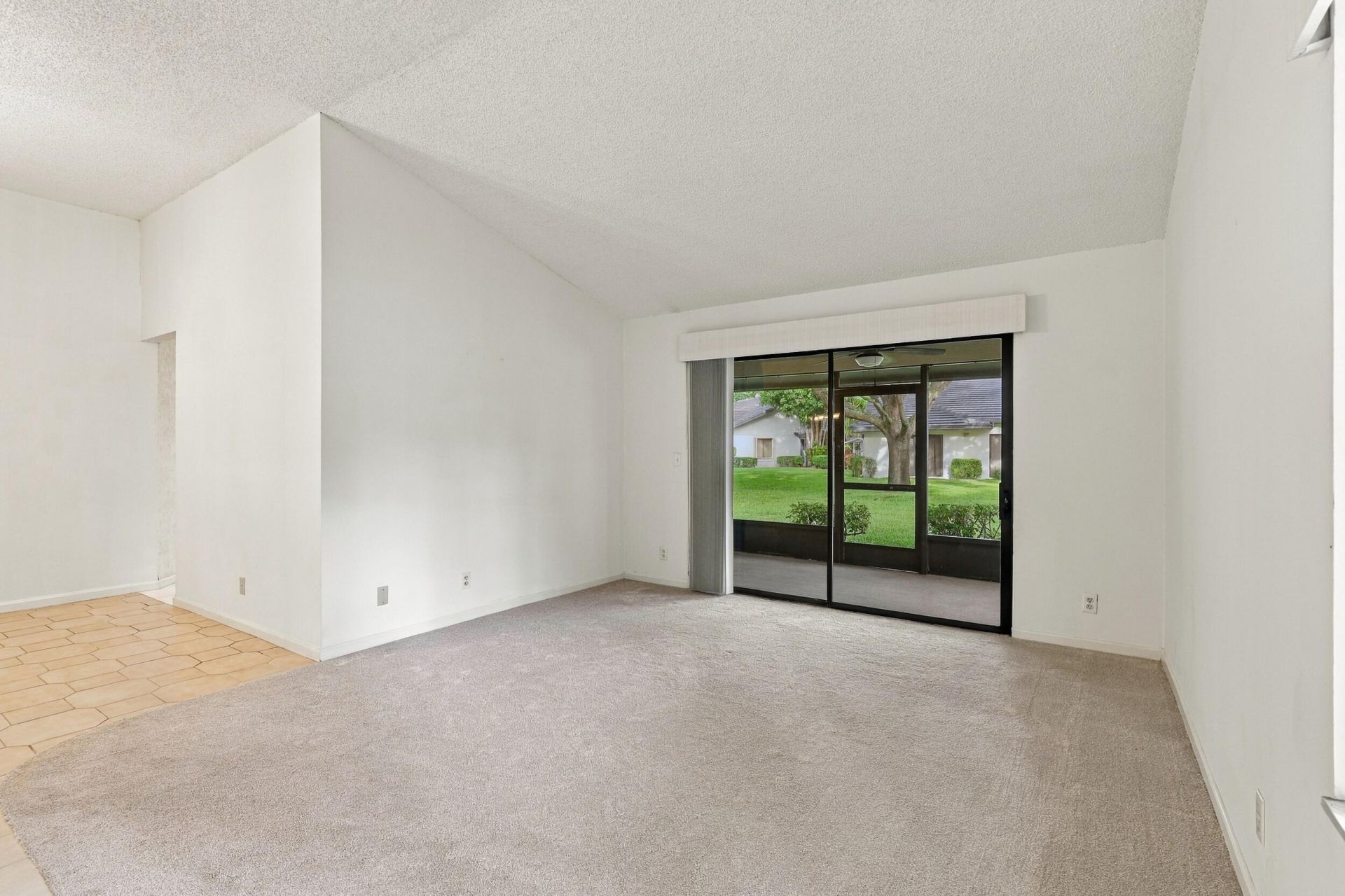5086 Pine Drive, Boynton Beach, FL 33437 Photo