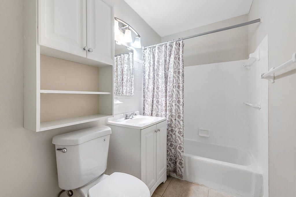 719 Summit Boulevard, West Palm Beach, FL 33405 Photo
