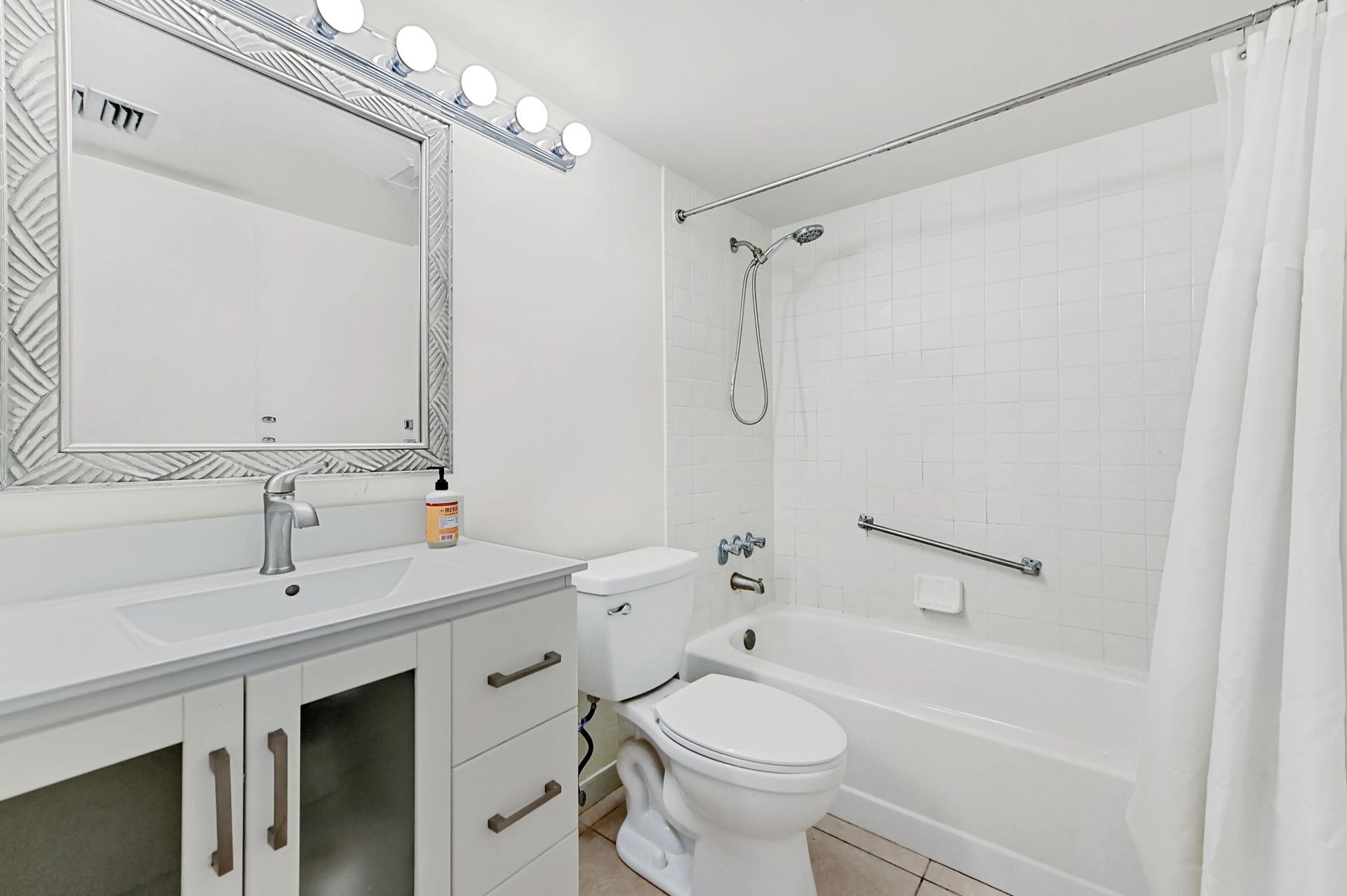 1005 Green Pine Boulevard, Unit C2, West Palm Beach, FL 33409 Photo