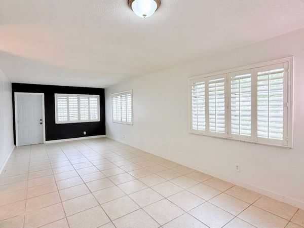 1280 NW 43rd Terrace, Unit 107, Lauderhill, FL 33313