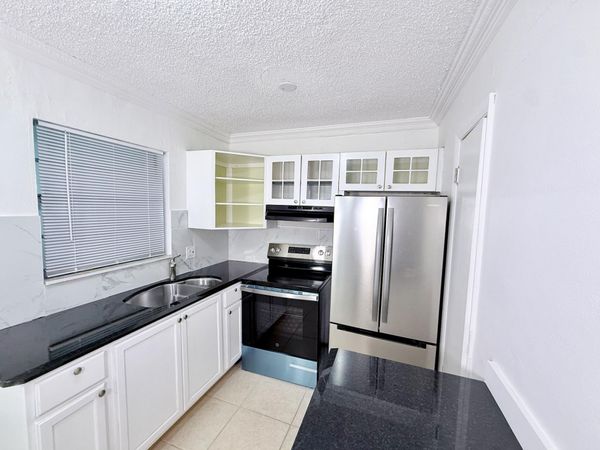 1280 NW 43rd Terrace, Unit 107, Lauderhill, FL 33313