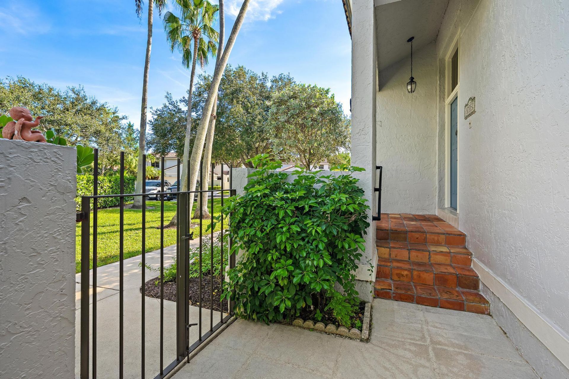 370 Prestwick Circle, Unit 2, Palm Beach Gardens, FL 33418 Photo