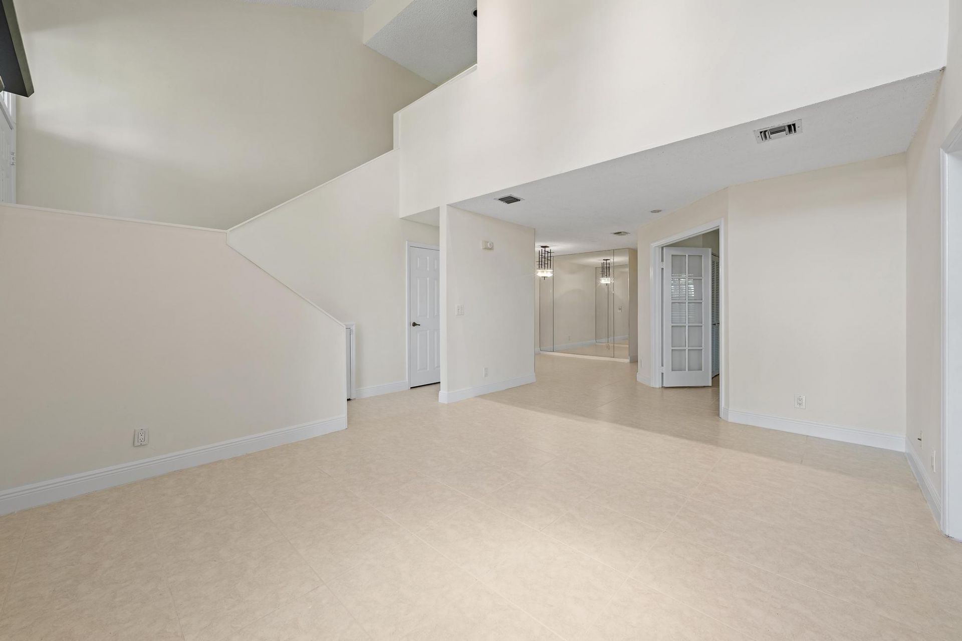 370 Prestwick Circle, Unit 2, Palm Beach Gardens, FL 33418 Photo