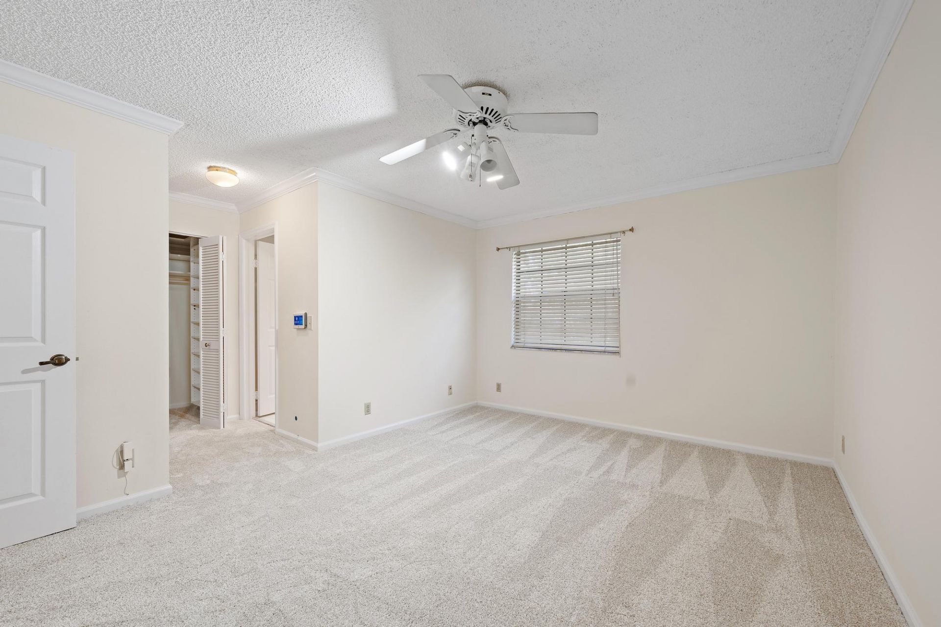 370 Prestwick Circle, Unit 2, Palm Beach Gardens, FL 33418 Photo