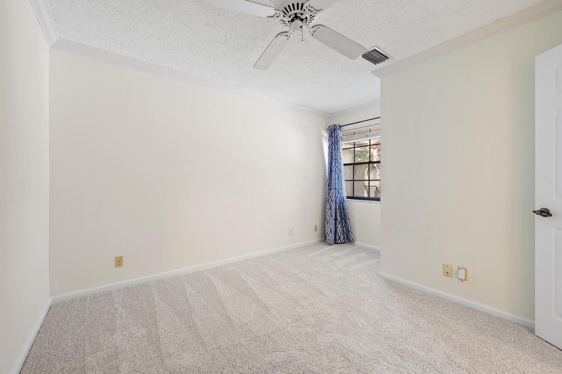 370 Prestwick Circle, Unit 2, Palm Beach Gardens, FL 33418 Photo