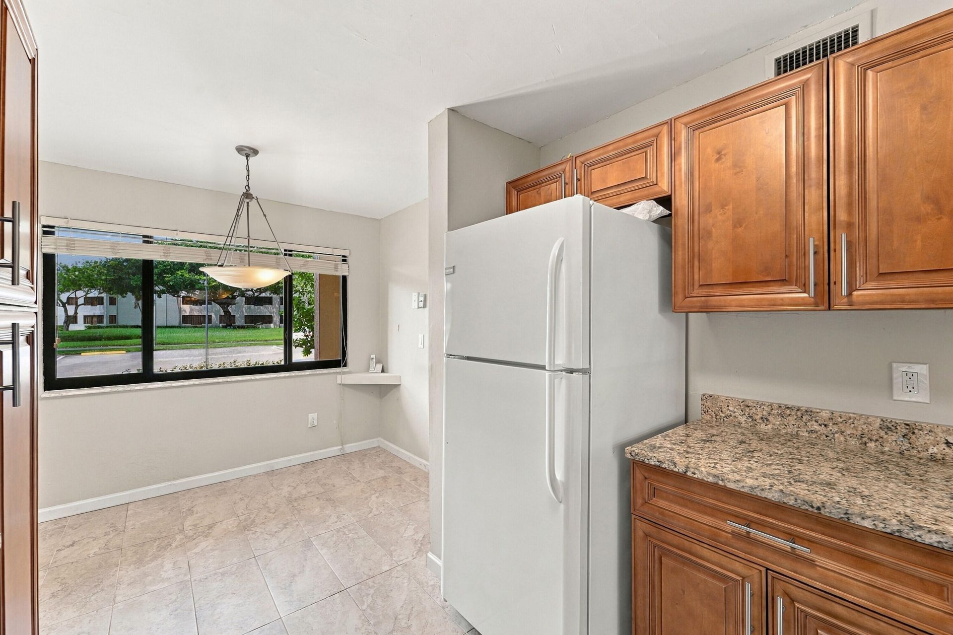10607 W Clairmont Circle, Unit 109, Tamarac, FL 33321 Photo