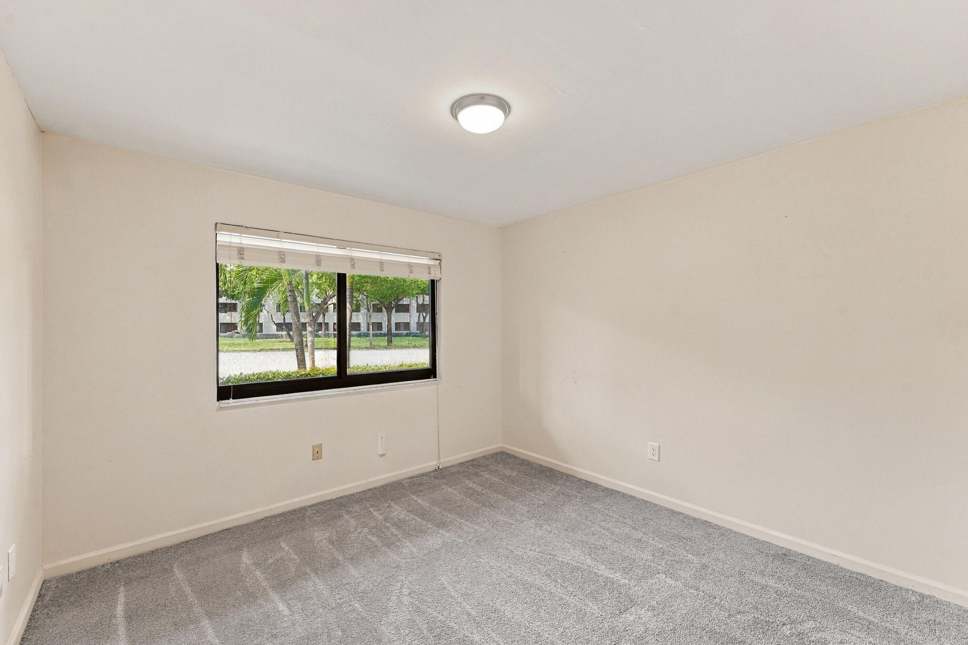 10607 W Clairmont Circle, Unit 109, Tamarac, FL 33321 Photo