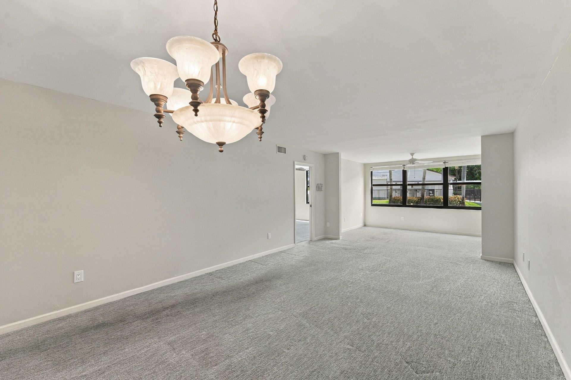 10607 W Clairmont Circle, Unit 109, Tamarac, FL 33321 Photo