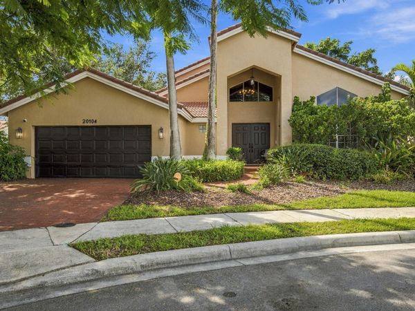 20104 NW 9TH Drive, Pembroke Pines, FL 33029