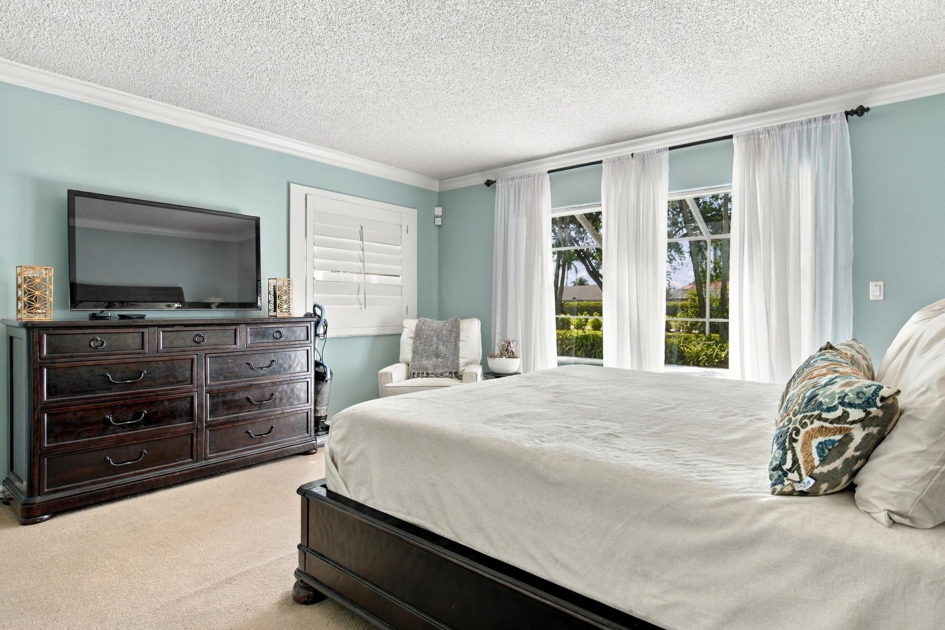 20104 NW 9th Drive, Pembroke Pines, FL 33029 Photo