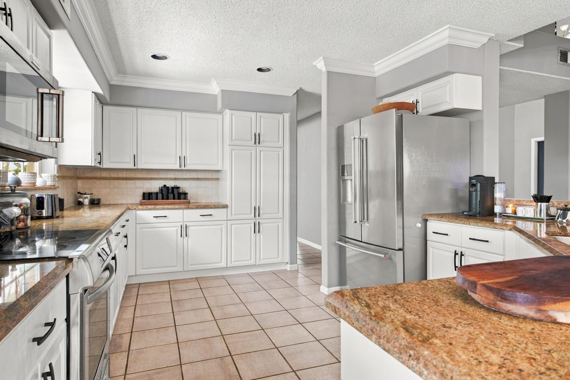 20104 NW 9th Drive, Pembroke Pines, FL 33029 Photo