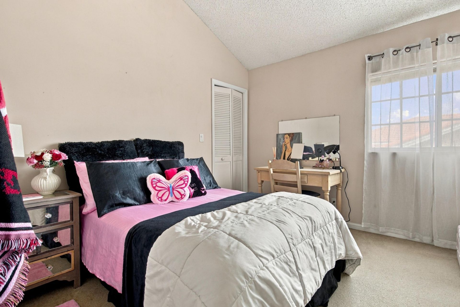 20104 NW 9th Drive, Pembroke Pines, FL 33029 Photo