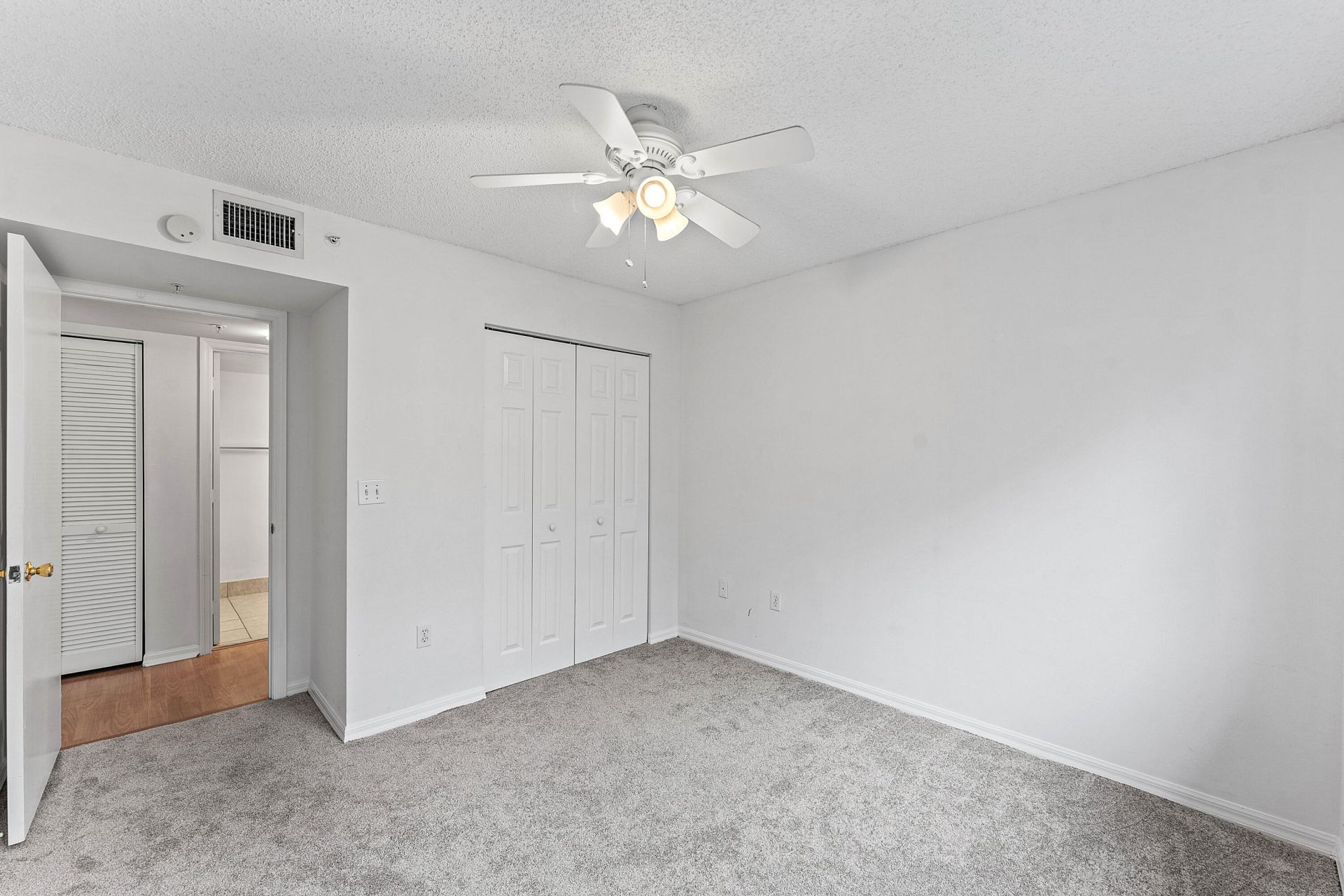 200 Crestwood Court N, Unit 211, Royal Palm Beach, FL 33411 Photo