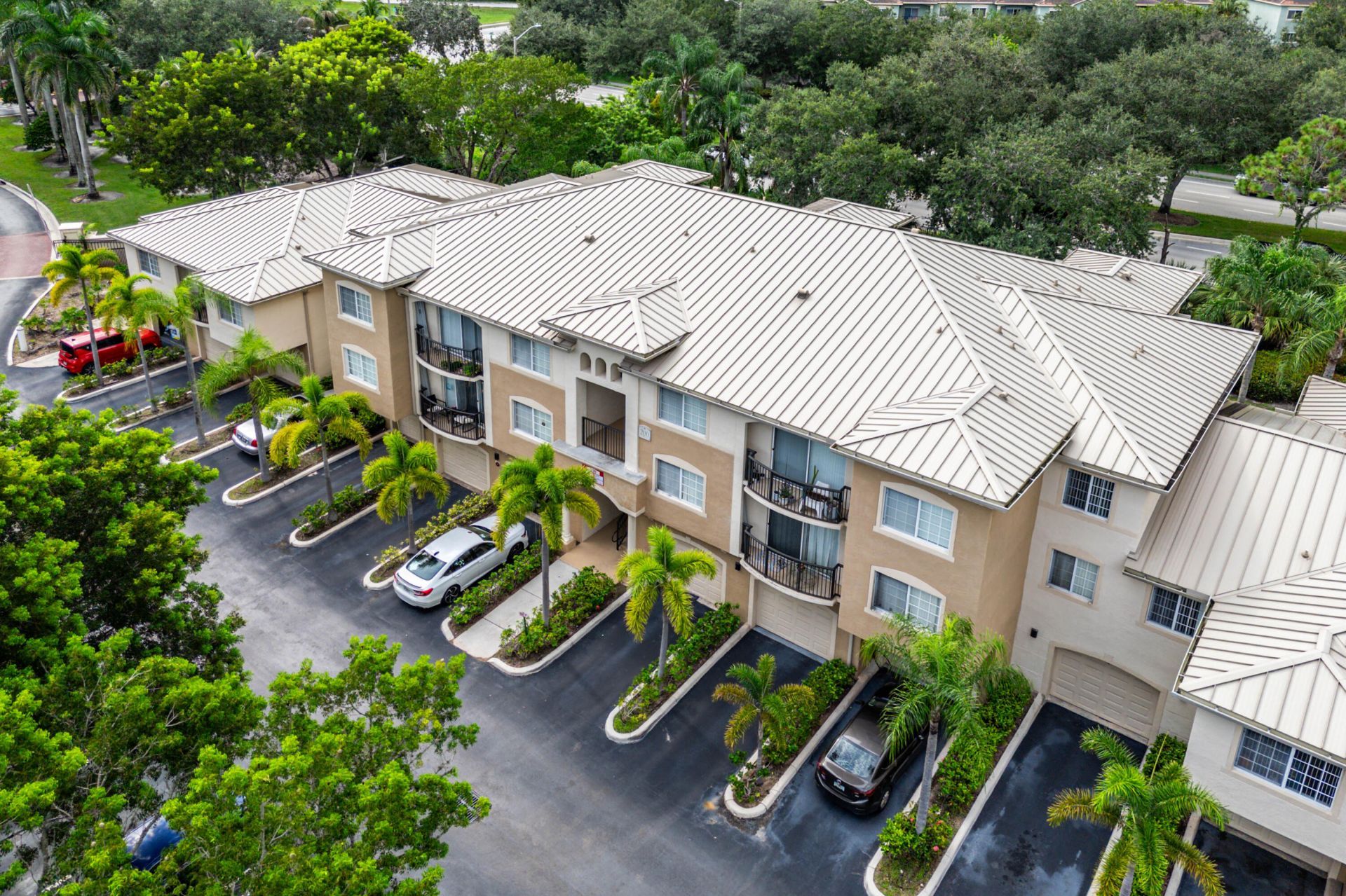 200 Crestwood Court N, Unit 211, Royal Palm Beach, FL 33411 Photo