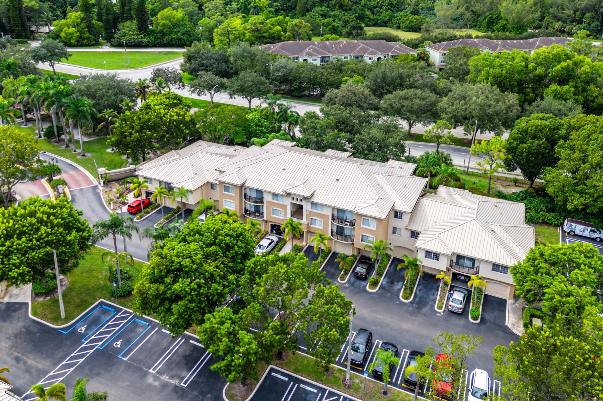 200 Crestwood Court N, Unit 211, Royal Palm Beach, FL 33411 Photo