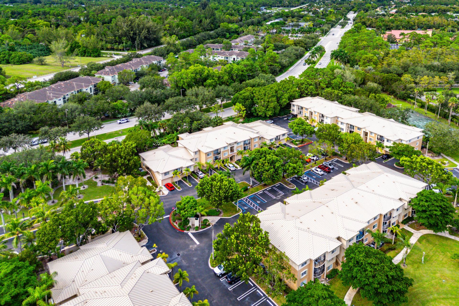 200 Crestwood Court N, Unit 211, Royal Palm Beach, FL 33411 Photo