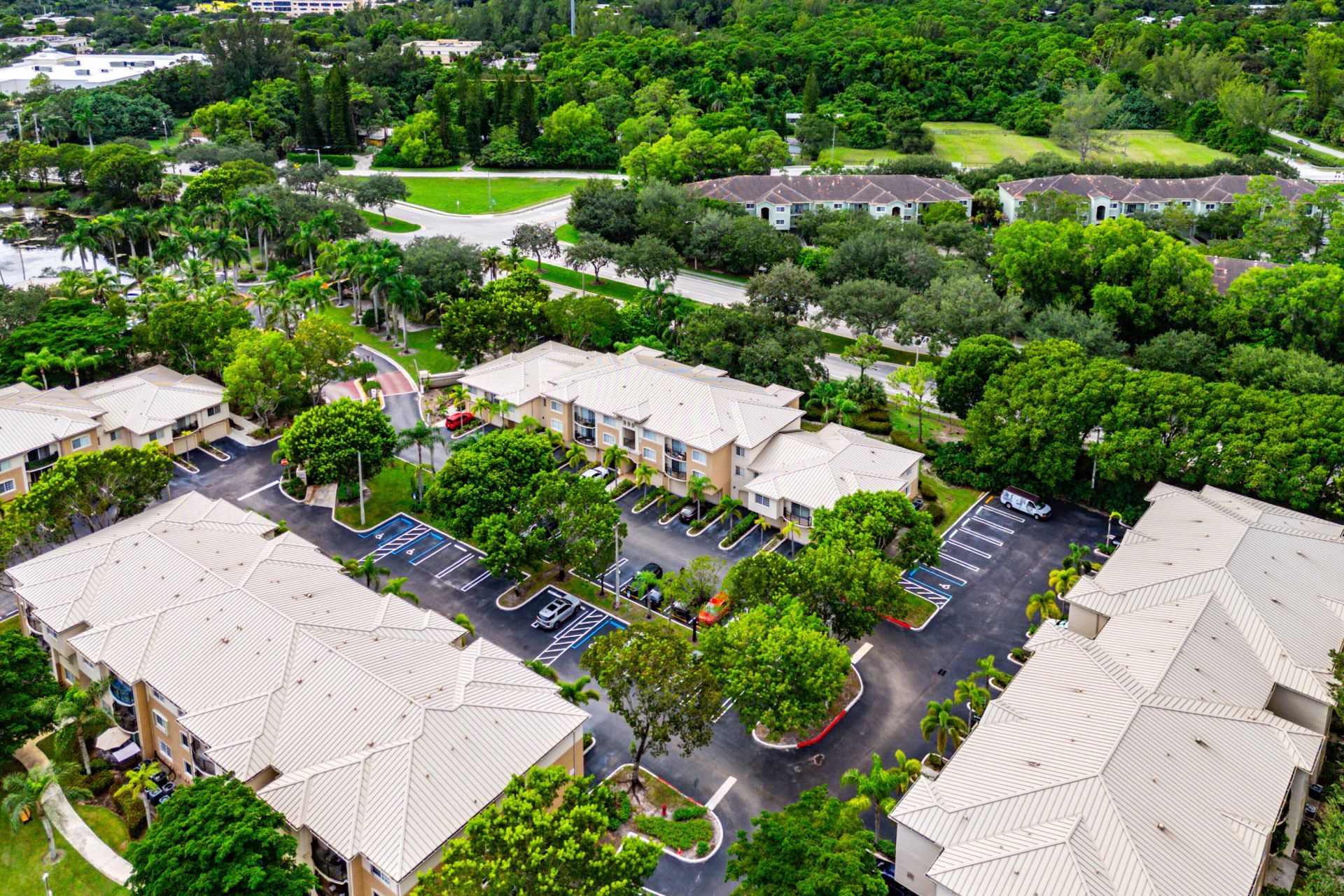 200 Crestwood Court N, Unit 211, Royal Palm Beach, FL 33411 Photo