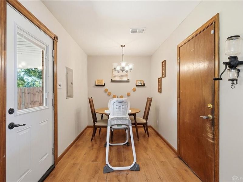 321 Mumford Drive, Troy, OH 45373 Photo 17