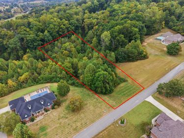 891 Woods Edge Drive, Somerset, KY 42503