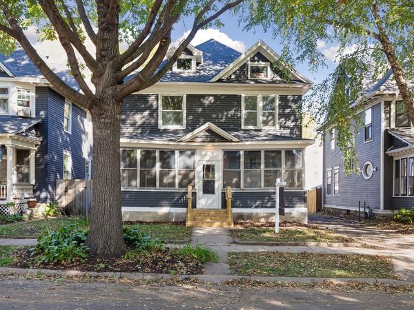 941 Hague Avenue , Saint Paul, MN 55104