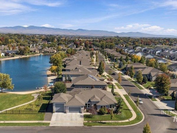 1360 N Bowknot Lake Way, Star, ID 83669