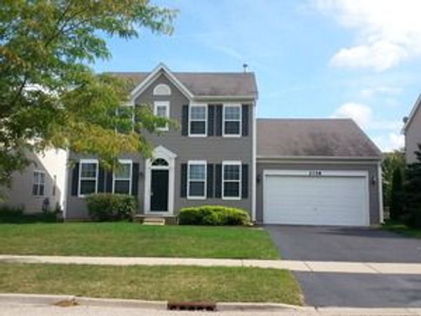 2758 Liberty Lakes Boulevard , Wauconda, IL 60084
