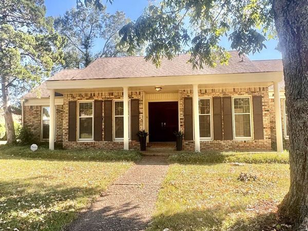 2318 LOVITT DR, Memphis, TN 38119