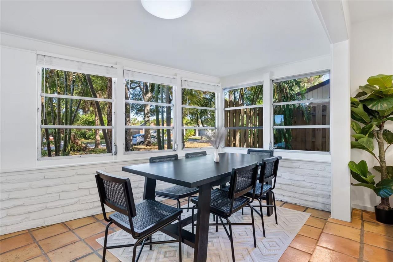 2142 Waldemere Street, Sarasota, FL 34239 Photo