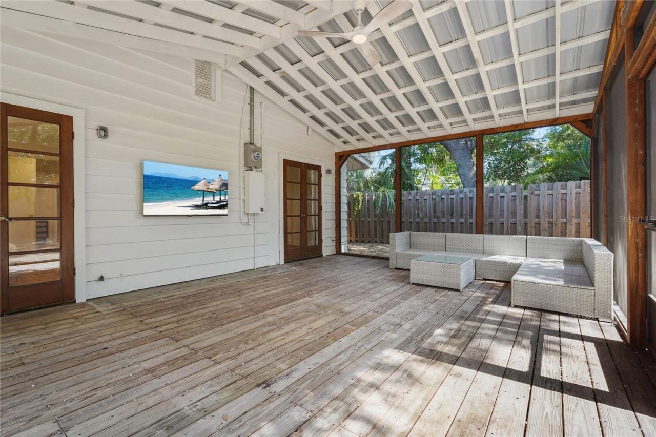 2142 Waldemere Street, Sarasota, FL 34239 Photo
